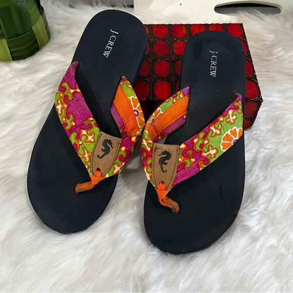 NEW J. Crew Preppy Seahorse Orange Pink Sunrise Retro Floral Flip Flops 6 NWOT - Picture 3 of 12